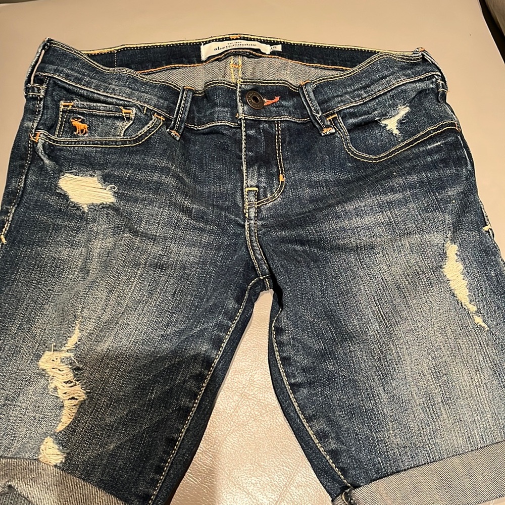 Abercrombie long shorts size kids 16